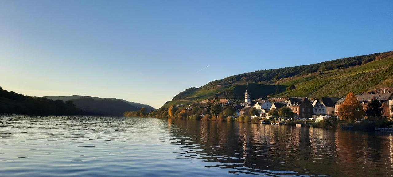 Apartments In Spay Bigone Zell-Merl Mosel Exteriör bild