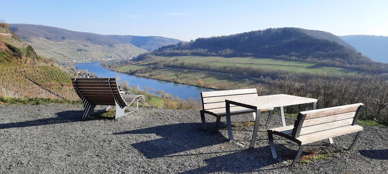 Apartments In Spay Bigone Zell-Merl Mosel Exteriör bild